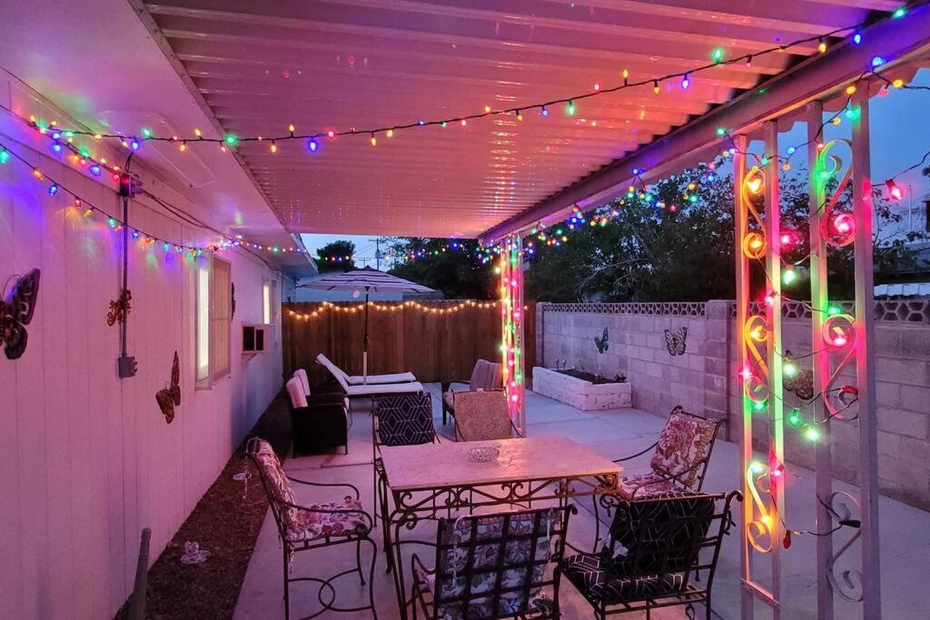 לאס וגאס Vacation Home 3.5 Mi To Strip/Dt/Outlt Up To 8 Gst מראה חיצוני תמונה