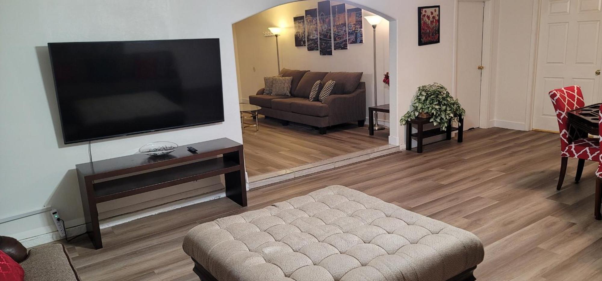 לאס וגאס Vacation Home 3.5 Mi To Strip/Dt/Outlt Up To 8 Gst מראה חיצוני תמונה