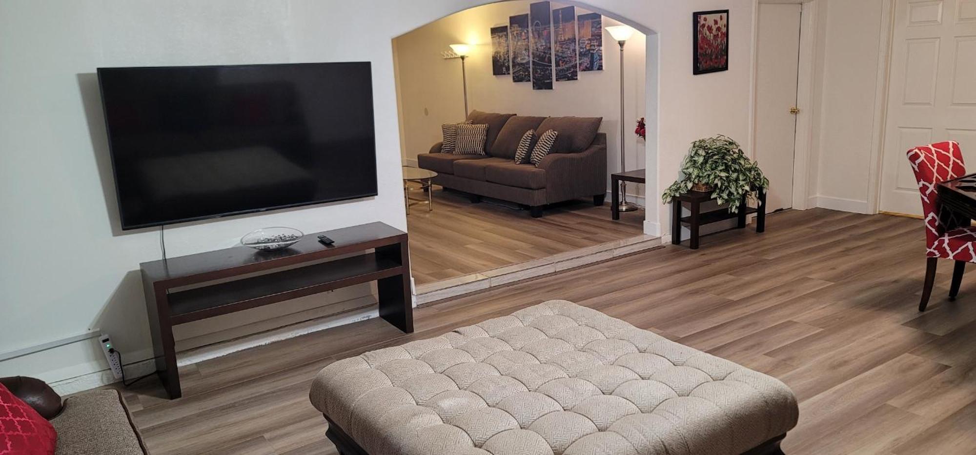 לאס וגאס Vacation Home 3.5 Mi To Strip/Dt/Outlt Up To 8 Gst מראה חיצוני תמונה