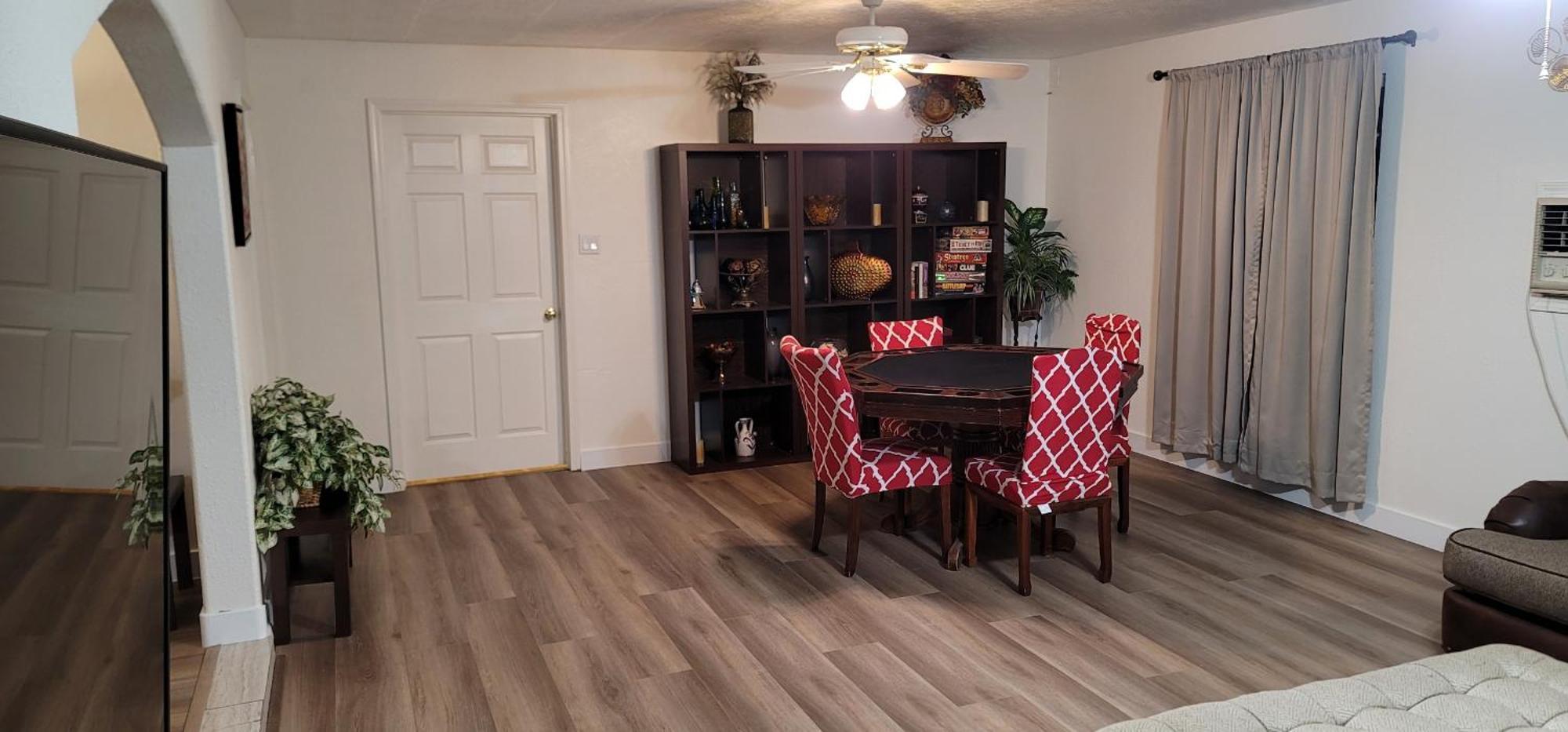 לאס וגאס Vacation Home 3.5 Mi To Strip/Dt/Outlt Up To 8 Gst מראה חיצוני תמונה