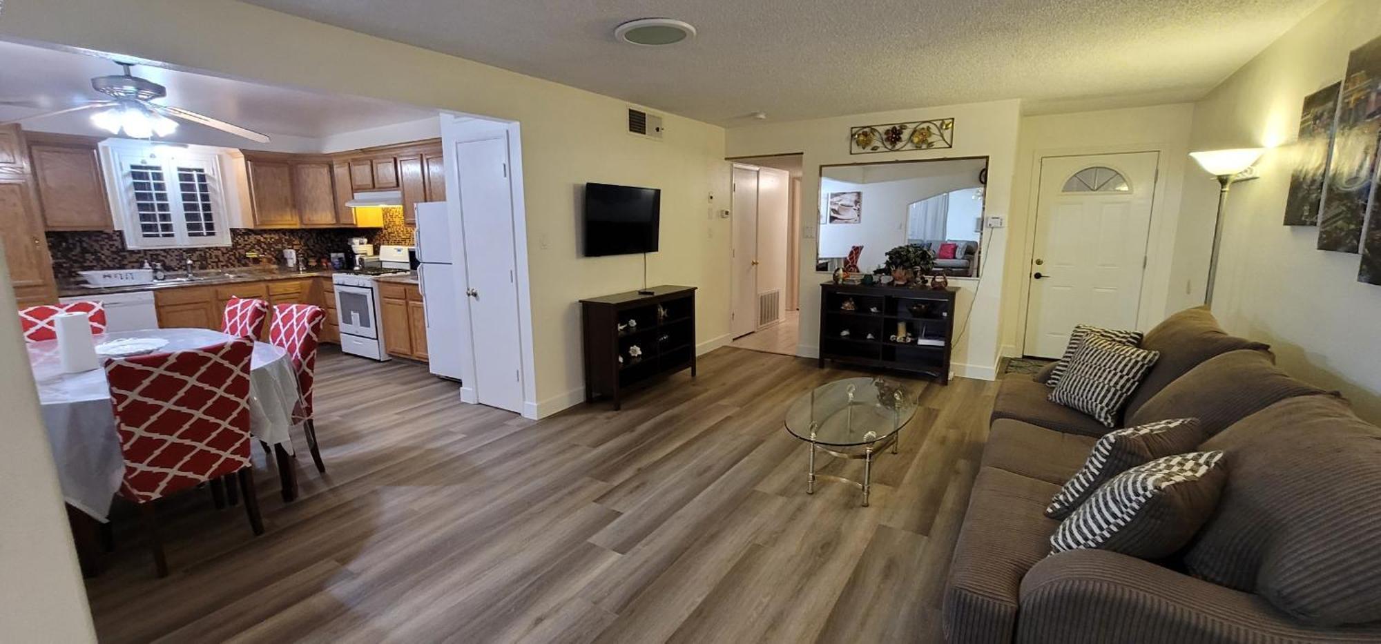 לאס וגאס Vacation Home 3.5 Mi To Strip/Dt/Outlt Up To 8 Gst מראה חיצוני תמונה